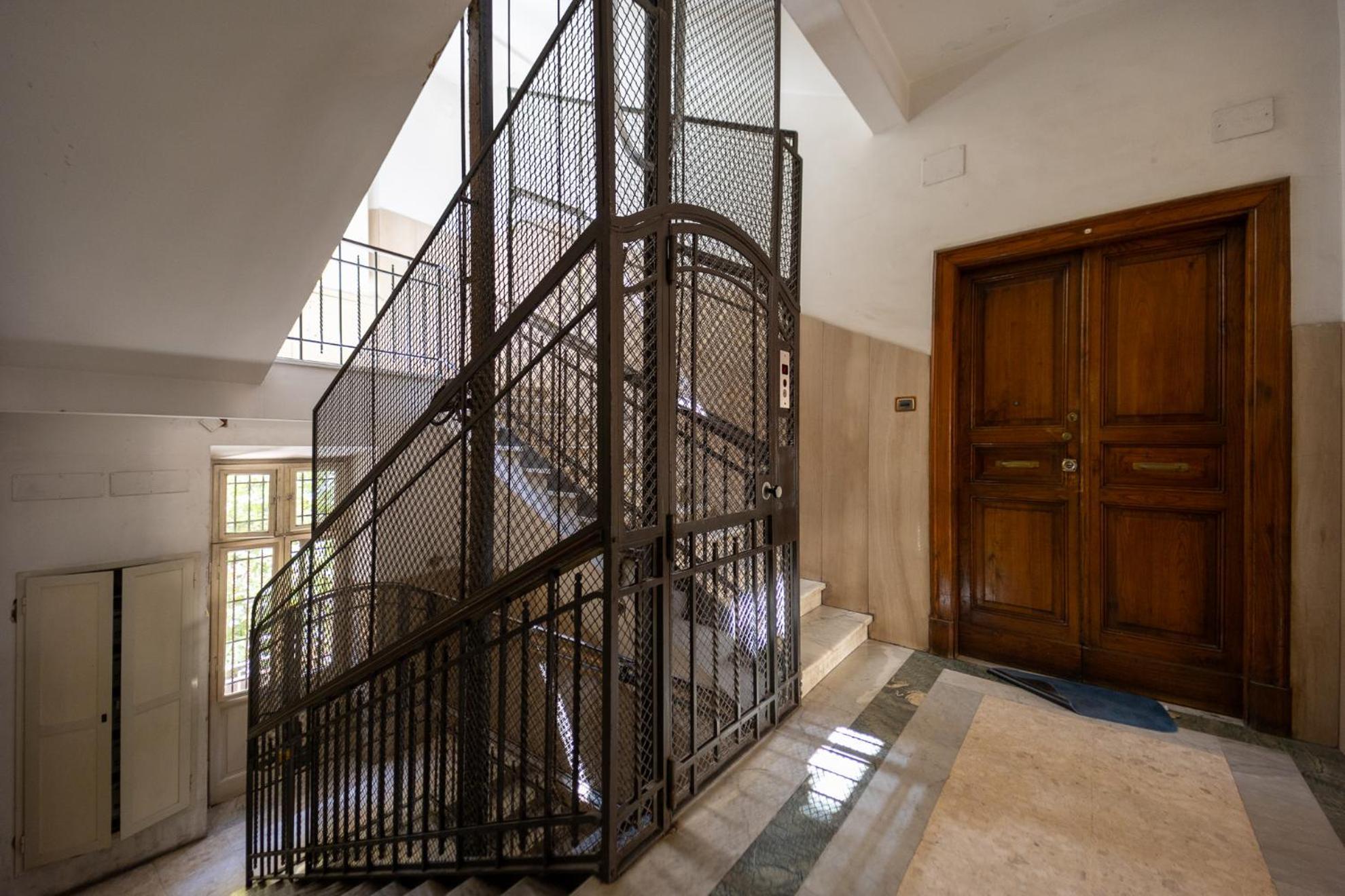 Caruso Regal House Daire Roma Dış mekan fotoğraf
